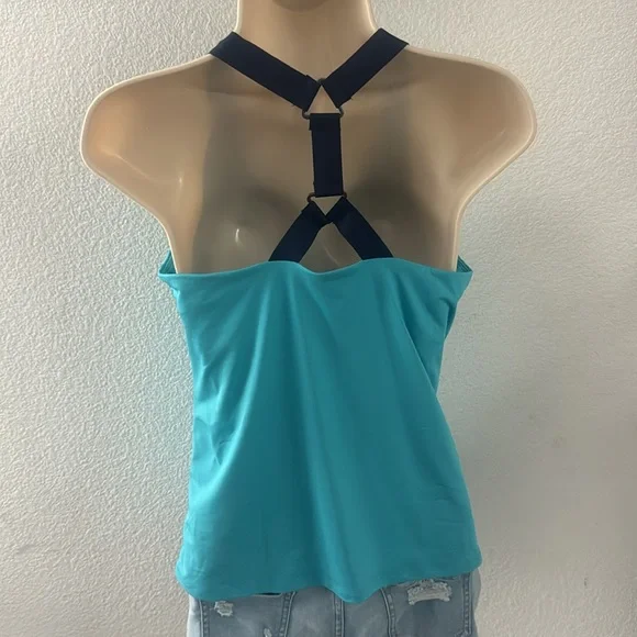 Ruby Ribbon - Picture 2 of 2